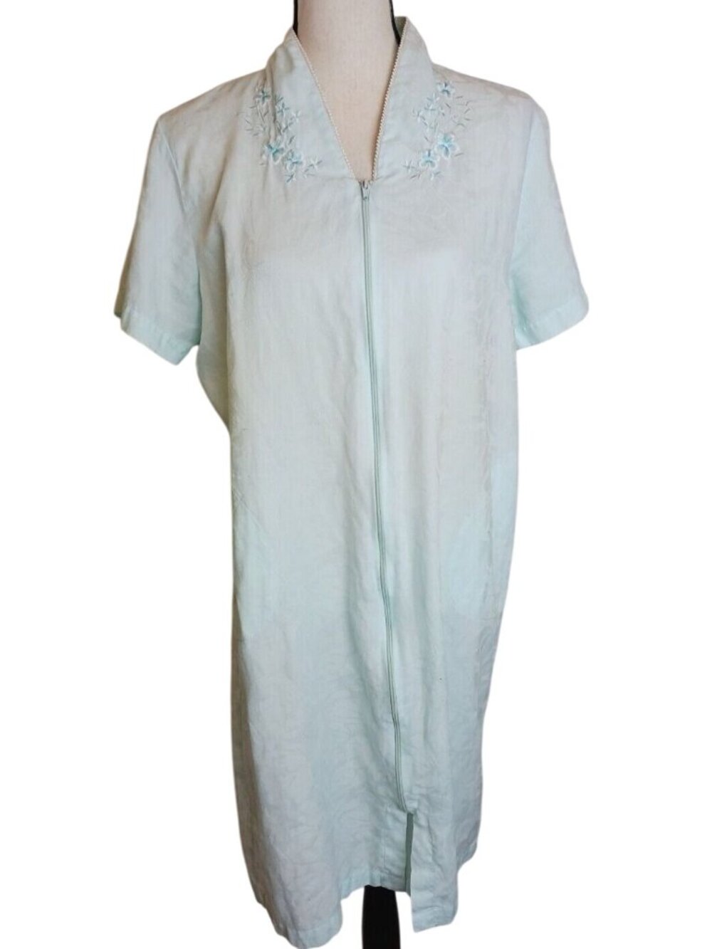 Vanity Fair Womens Medium Zip Embroidered Robe Blue-Green Cotton/Polyester #E-9
